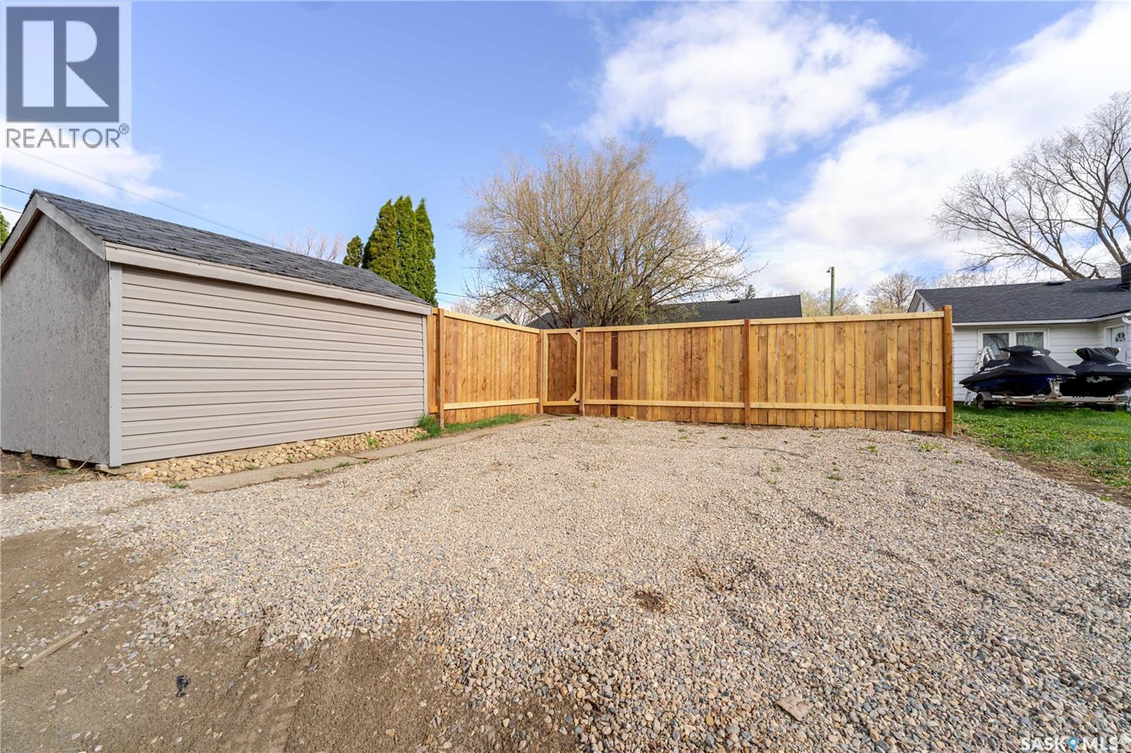 1009 Edmonton Street, Moose Jaw, Saskatchewan  S6H 3A9 - Photo 33 - SK036147