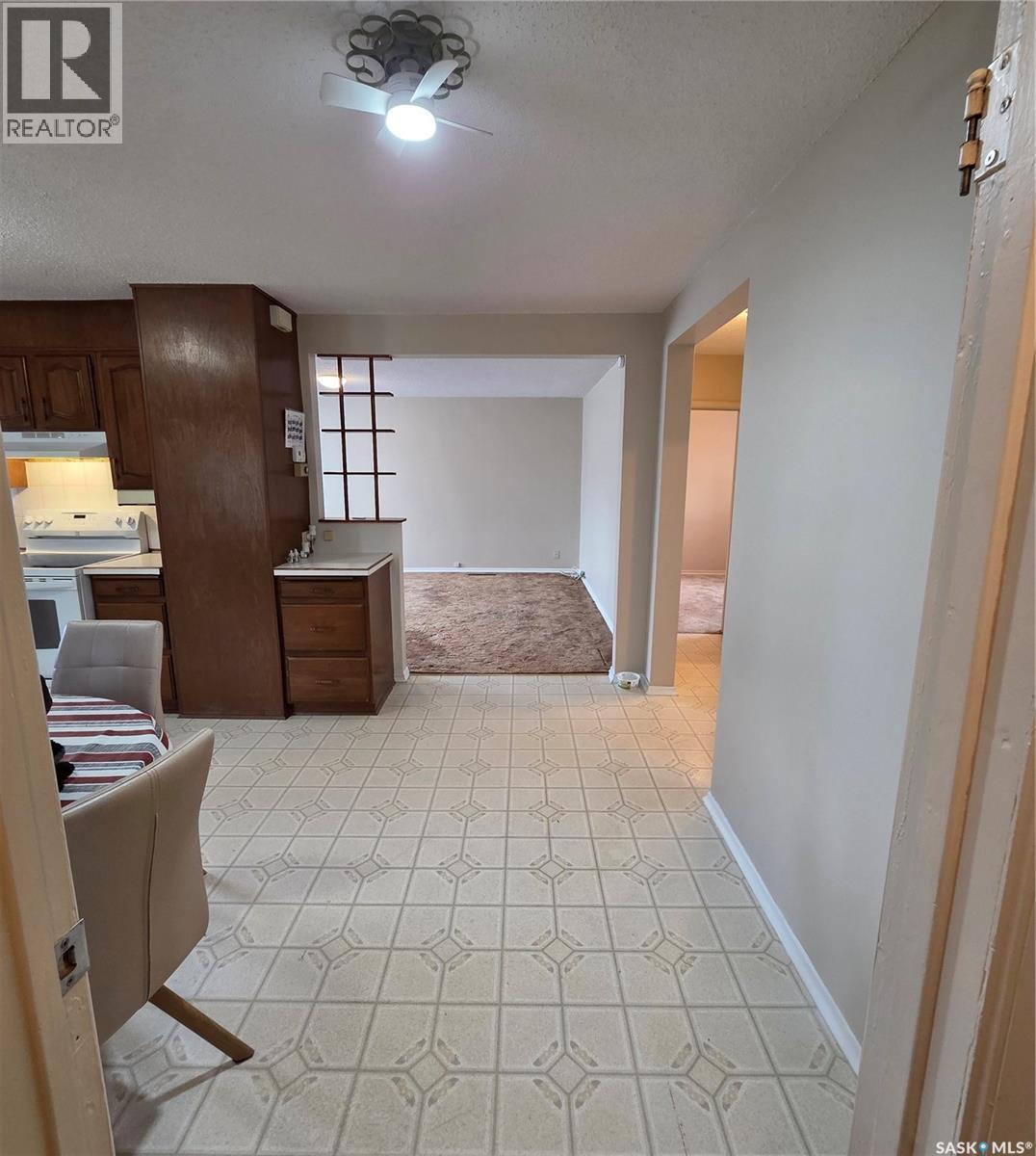 602 8th Avenue W, Nipawin, Saskatchewan  S0E 1E0 - Photo 10 - SK036100