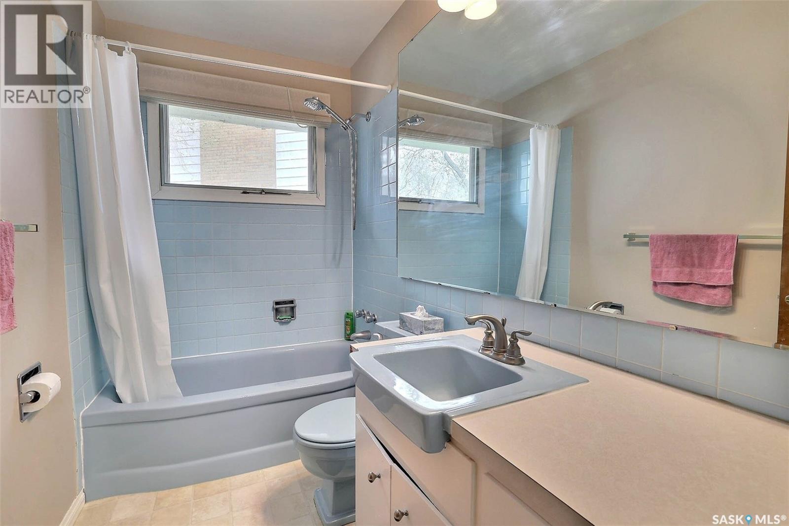 15 Academy Park Road, Regina, Saskatchewan  S4S 4M8 - Photo 18 - SK036091