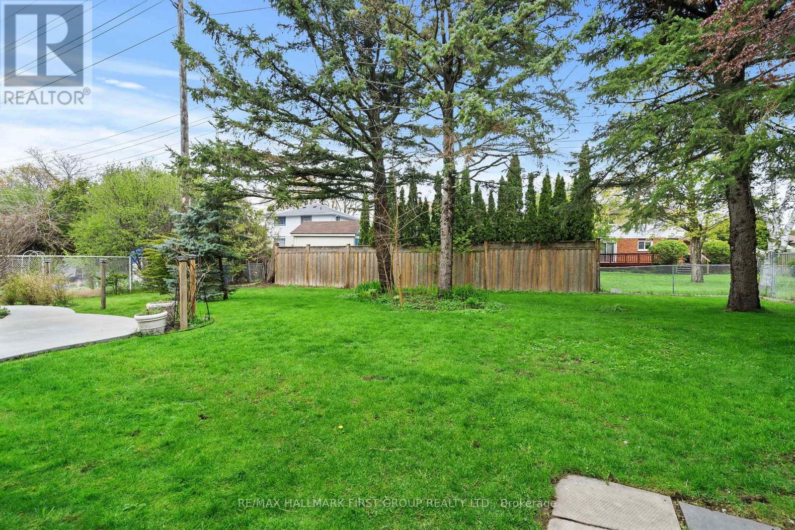 434 Hackney Court, Oshawa, Ontario  L1G 2Y4 - Photo 38 - E13134656