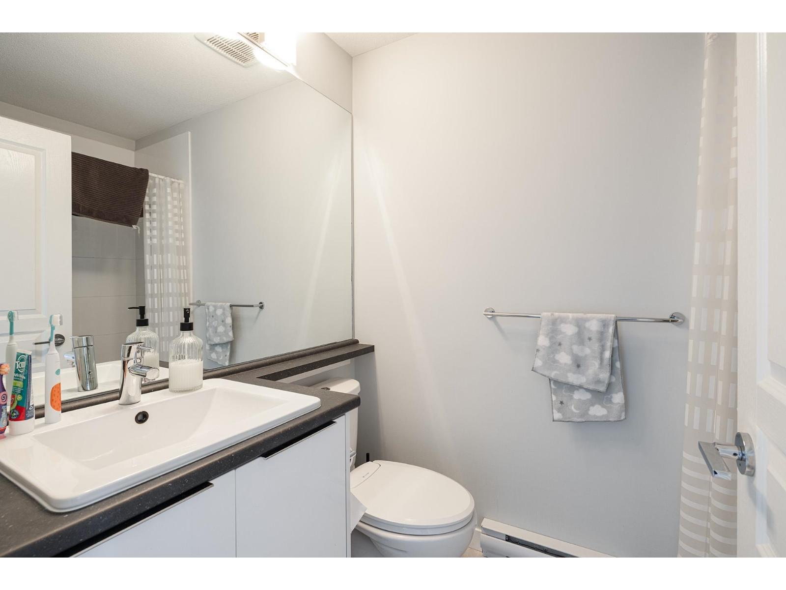 92 8050 204 Street, Langley, British Columbia  V2Y 0X1 - Photo 18 - R3124265