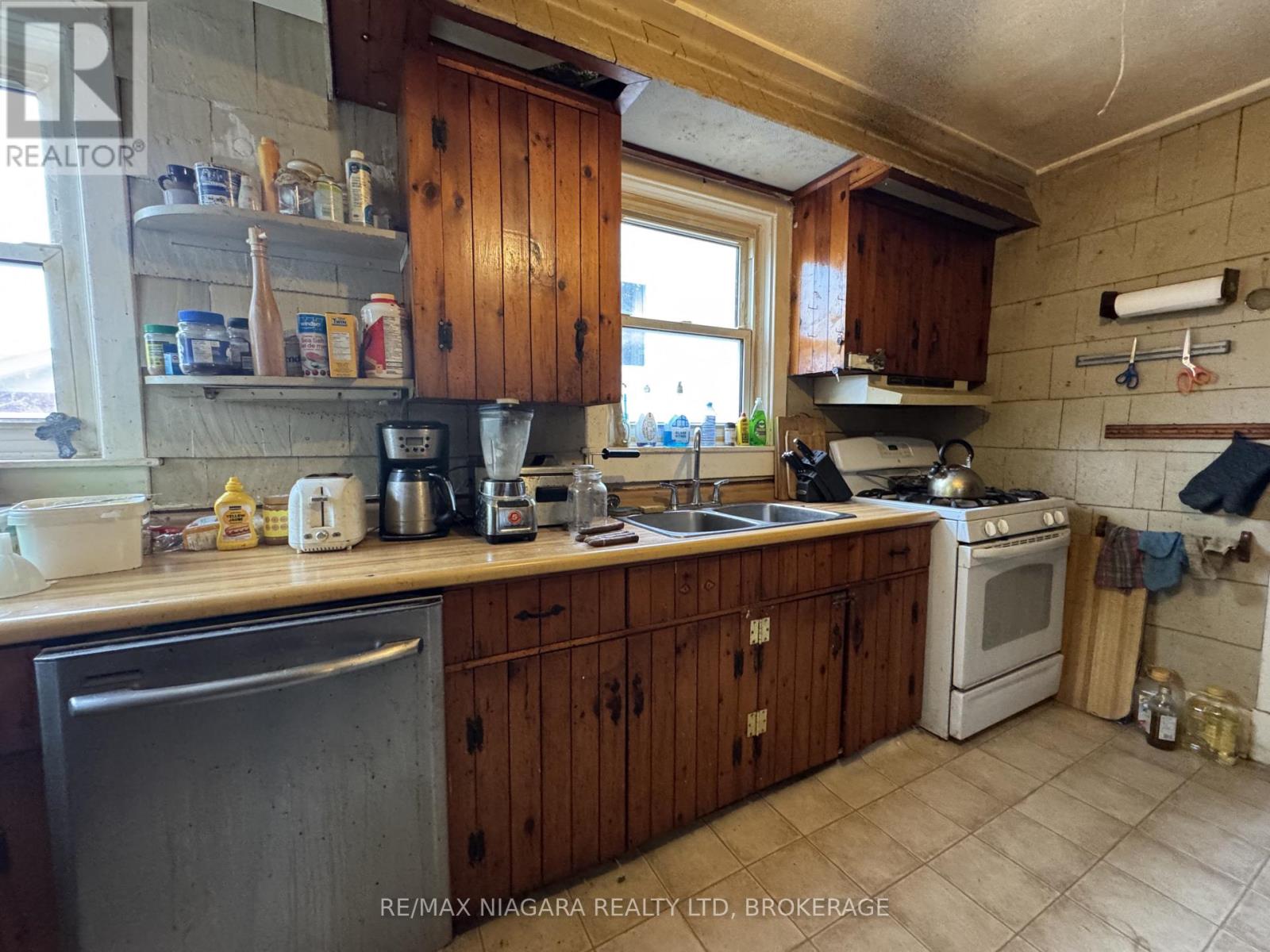 101 Delhi Street, Port Colborne, Ontario  L3K 3L1 - Photo 5 - X13107390