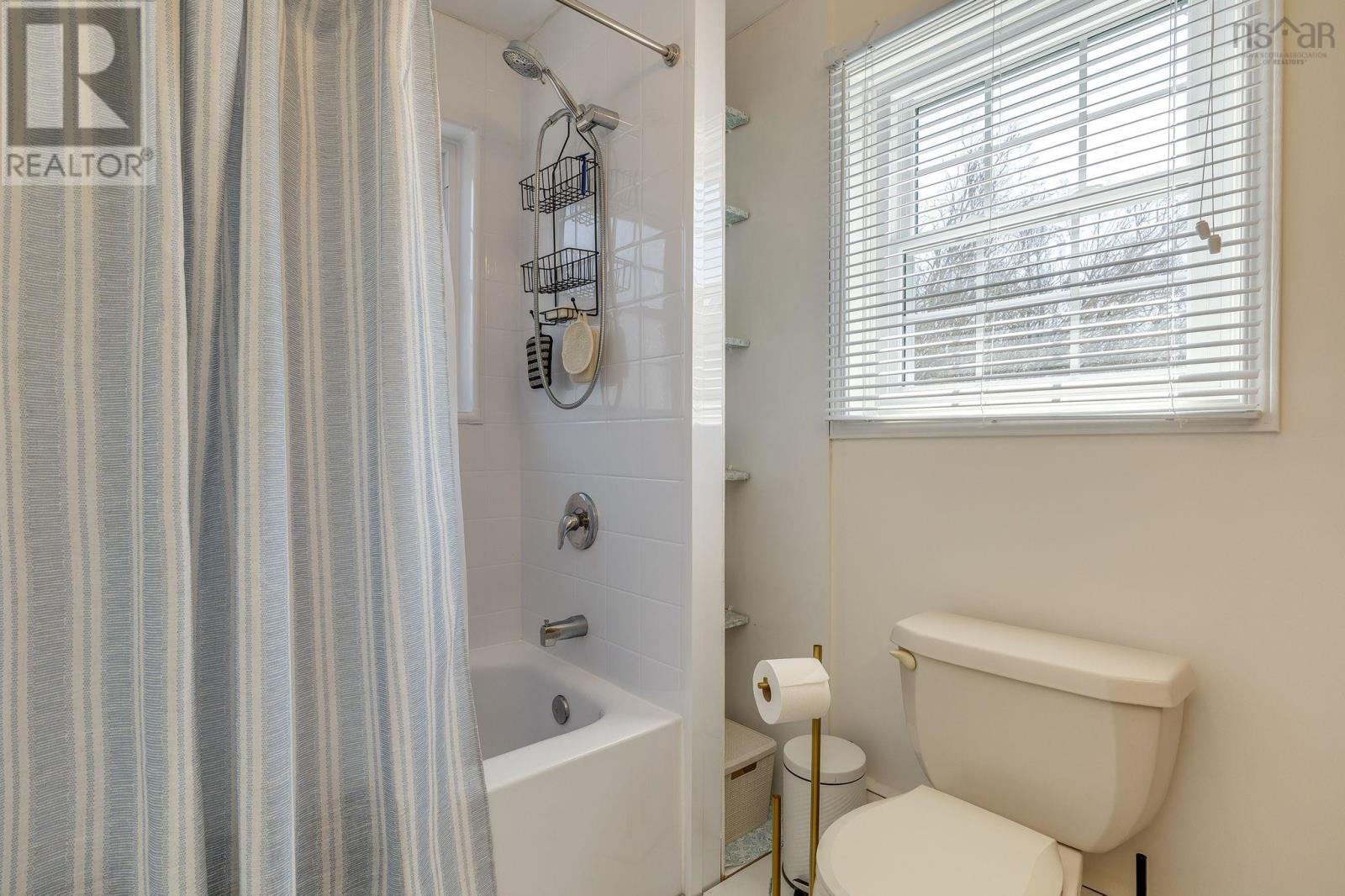 18 Devon Crescent, Halifax, Nova Scotia  B3R 2G3 - Photo 16 - 202607406
