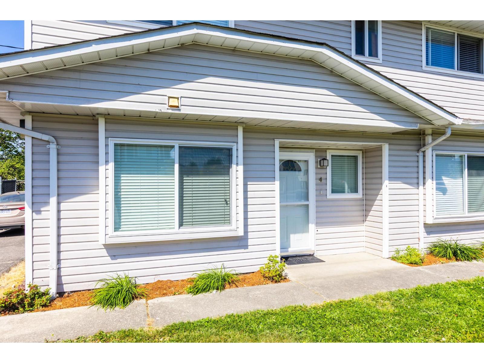 1-4 9145 Charles Street, Chilliwack Proper East, Chilliwack, British Columbia  V2P 7Y6 - Photo 3 - C8078804