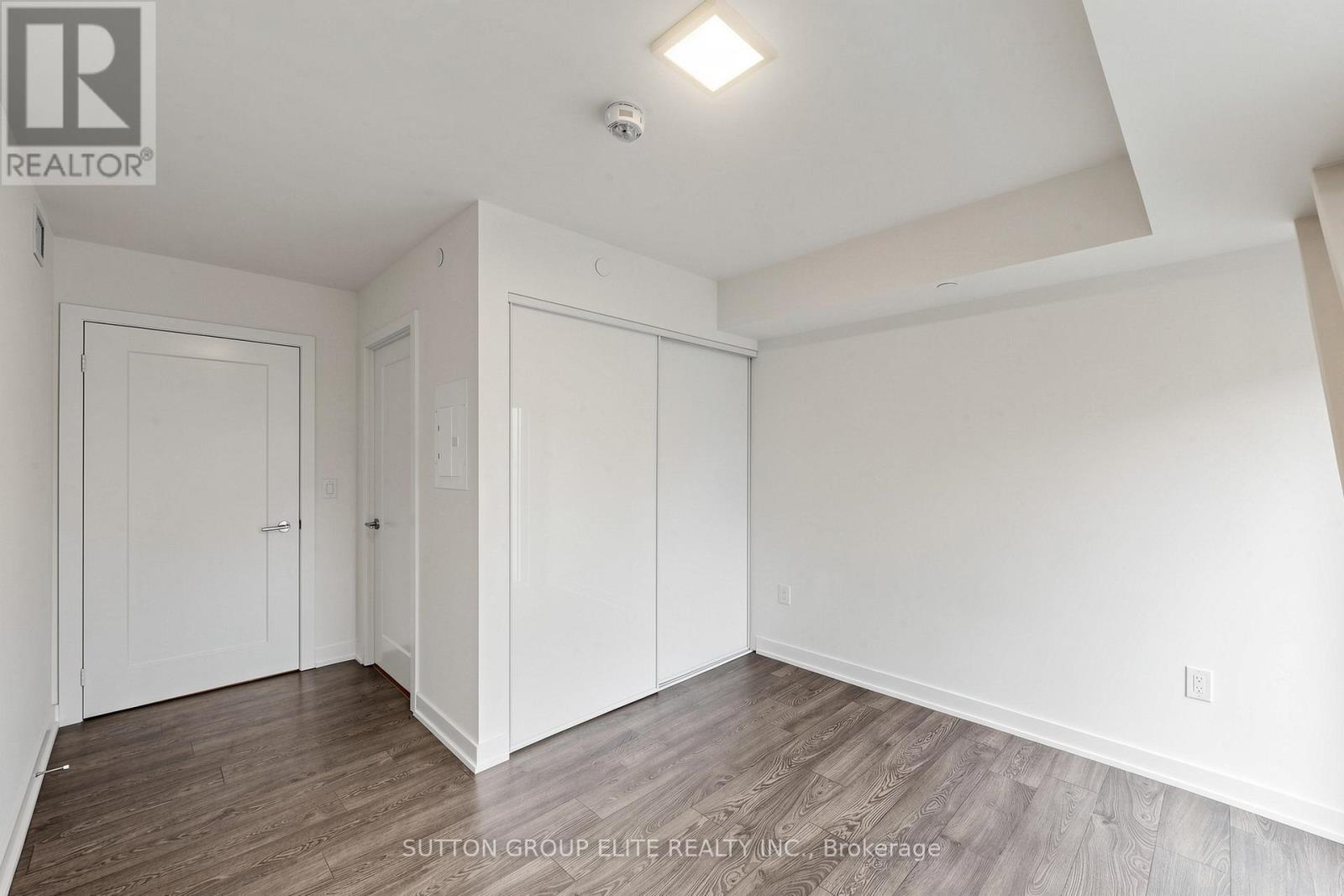 612 - 50 Mccaul Street, Toronto, Ontario  M5T 0B6 - Photo 11 - C13135148