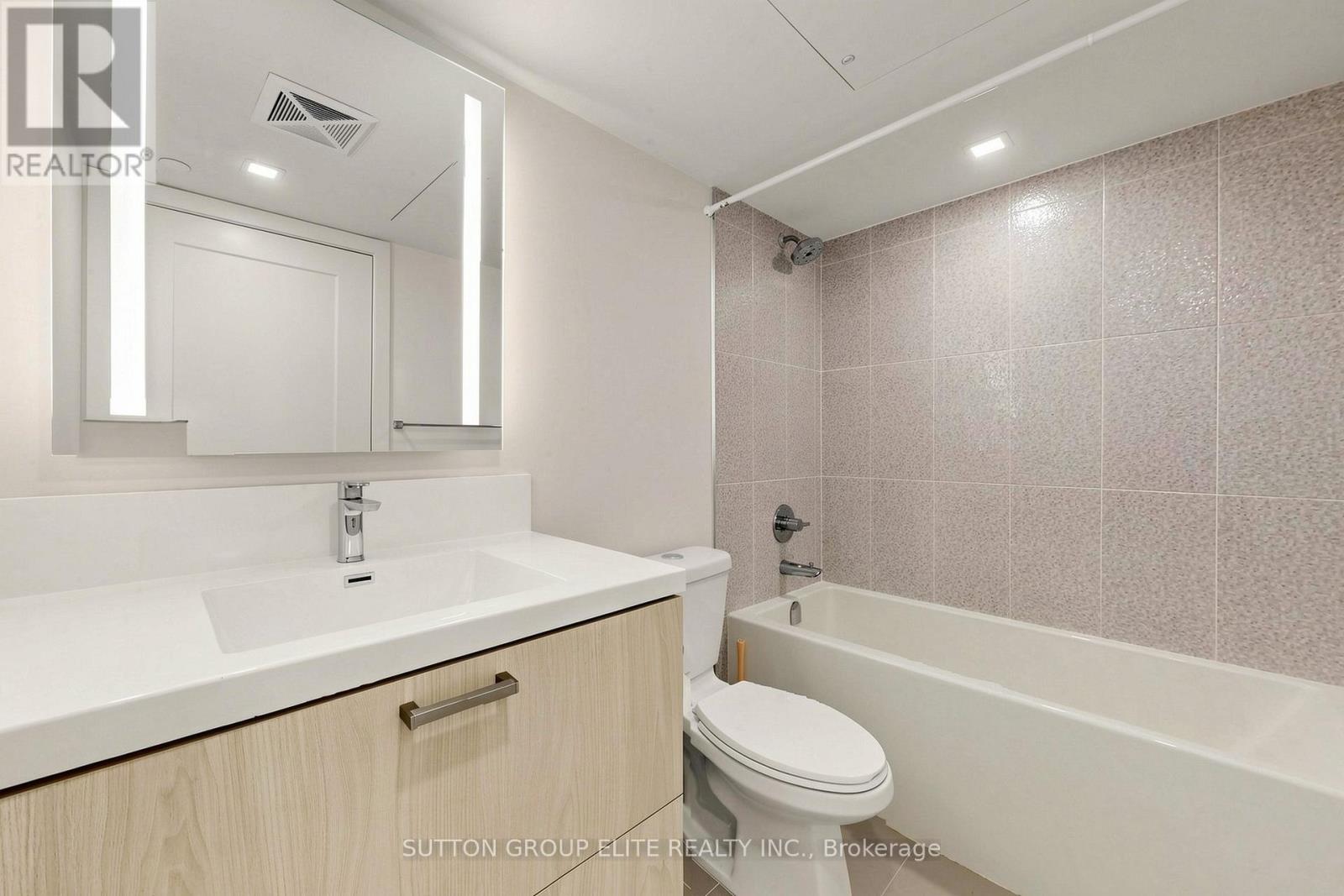 612 - 50 Mccaul Street, Toronto, Ontario  M5T 0B6 - Photo 15 - C13135148