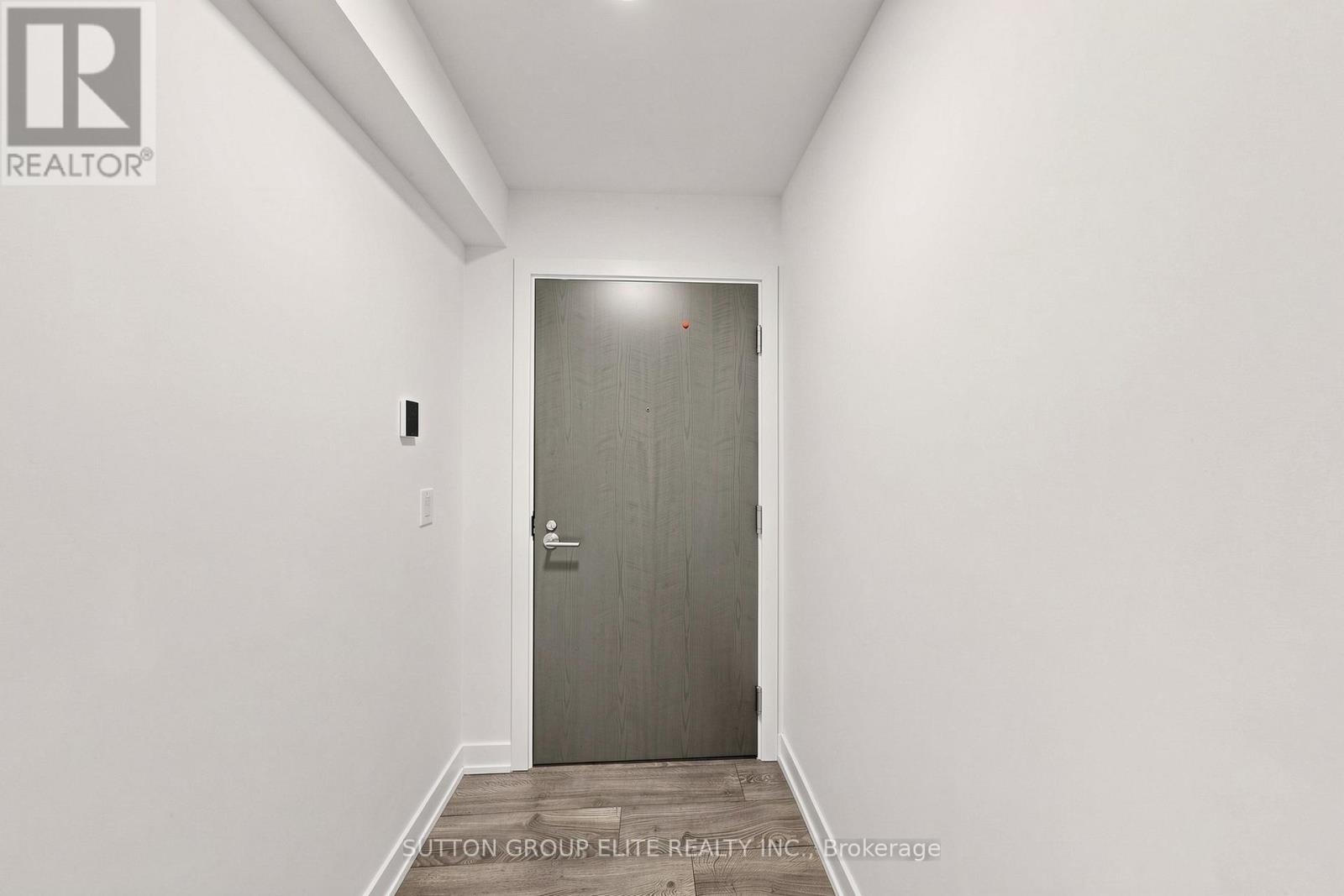 612 - 50 Mccaul Street, Toronto, Ontario  M5T 0B6 - Photo 3 - C13135148