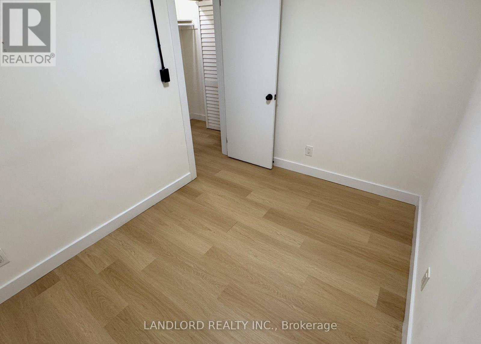 301 - 420 Eglinton Avenue E, Toronto, Ontario  M4P 1L8 - Photo 11 - C13135150