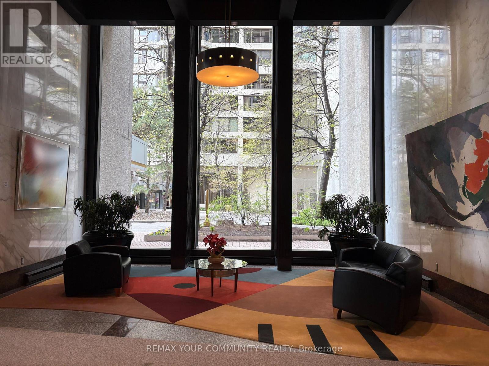 1217 - 33 Harbour Square, Toronto, Ontario  M5J 2G2 - Photo 2 - C13135196