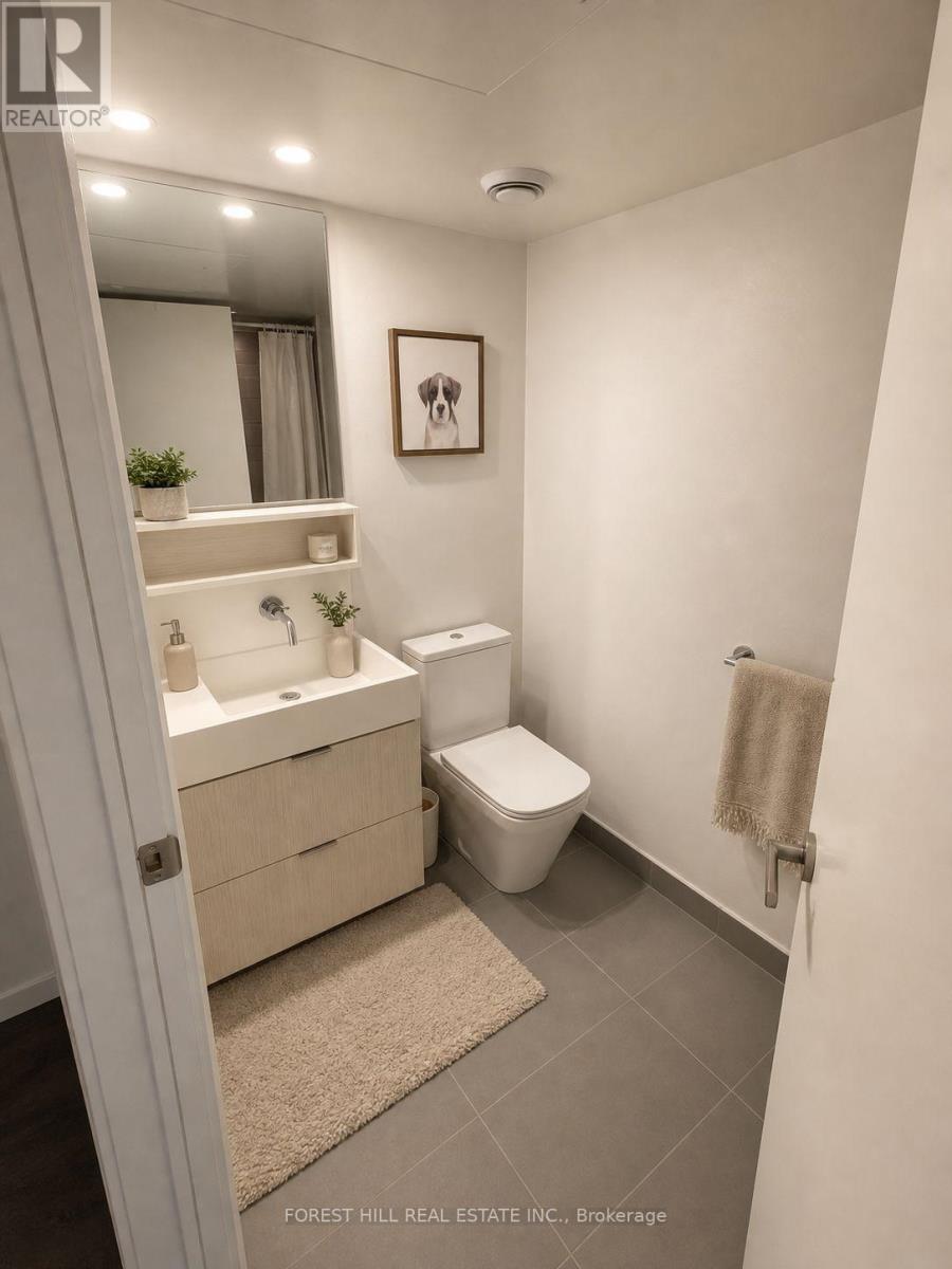 724 - 8 Hillsdale Avenue E, Toronto, Ontario  M4S 0B2 - Photo 13 - C13135214