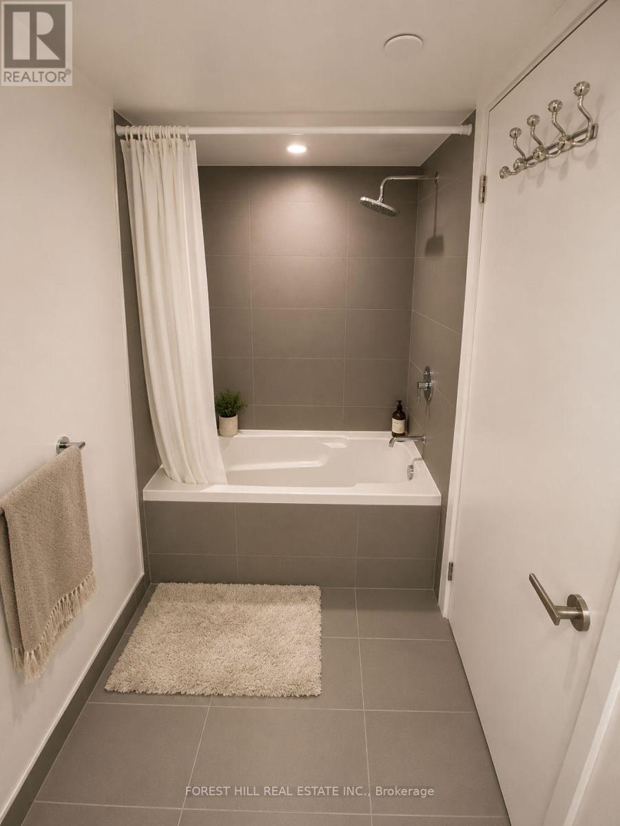 724 - 8 Hillsdale Avenue E, Toronto, Ontario  M4S 0B2 - Photo 14 - C13135214