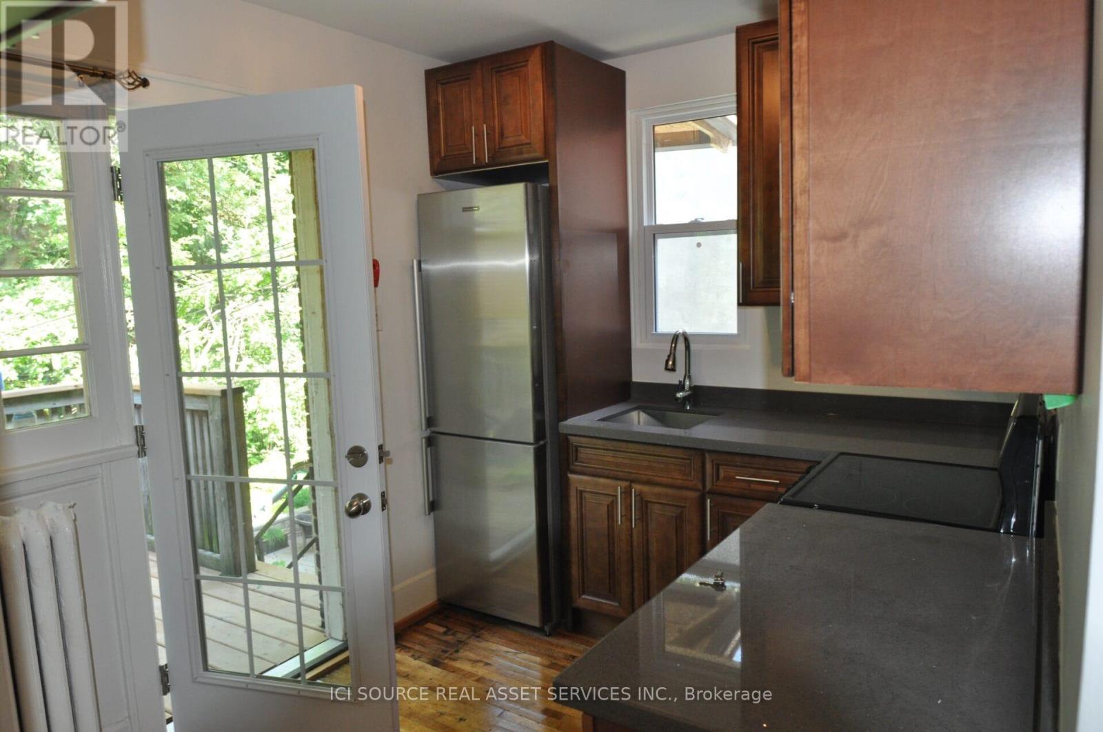 2 - 201 Crawford Street, Toronto, Ontario  M6J 2V5 - Photo 11 - C13135456