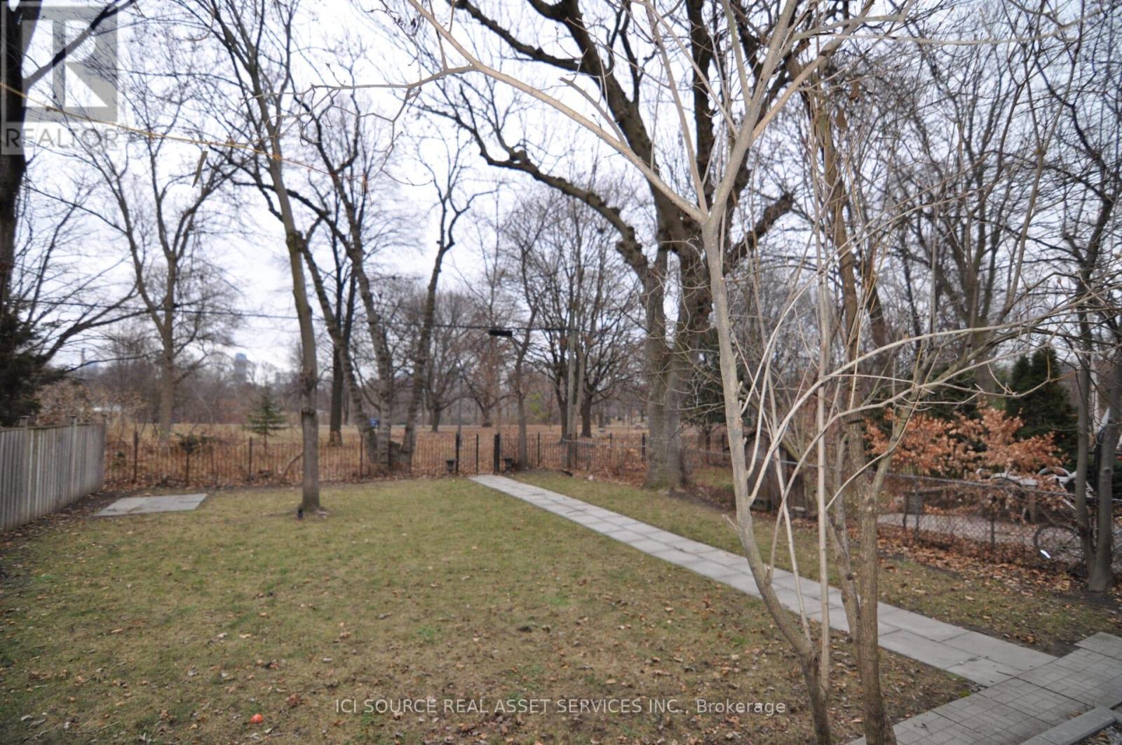 2 - 201 Crawford Street, Toronto, Ontario  M6J 2V5 - Photo 17 - C13135456