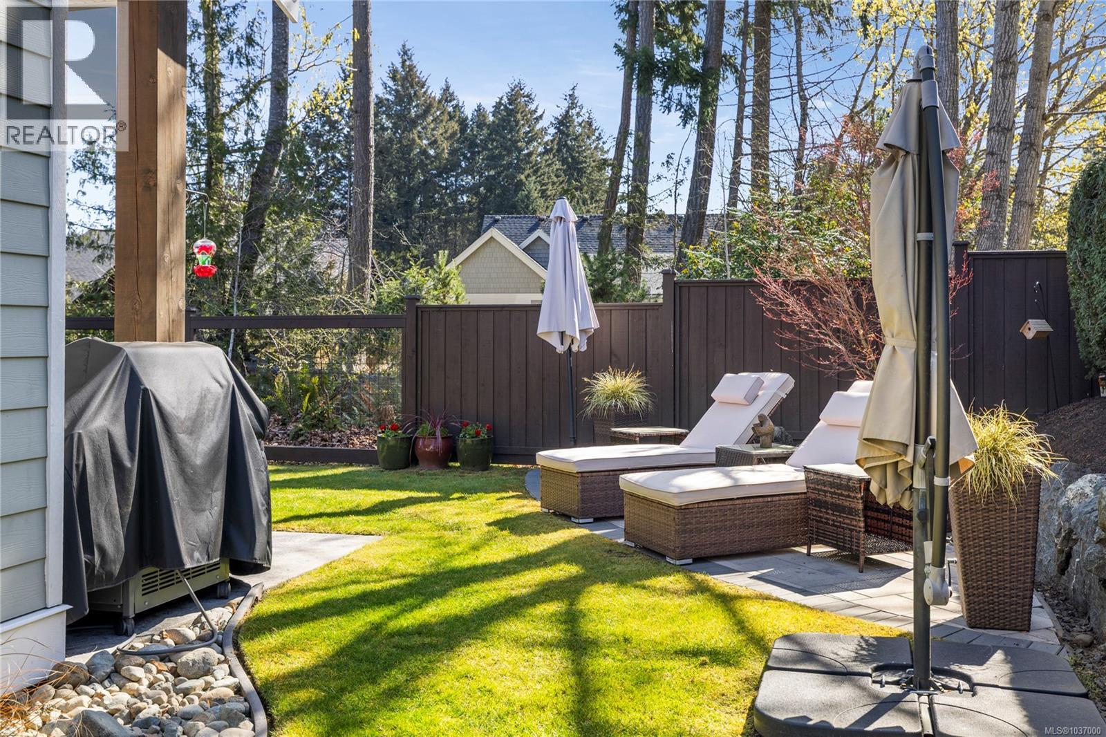 651 Eaglecrest Dr, Qualicum Beach, British Columbia  V9K 1E4 - Photo 16 - 1037000