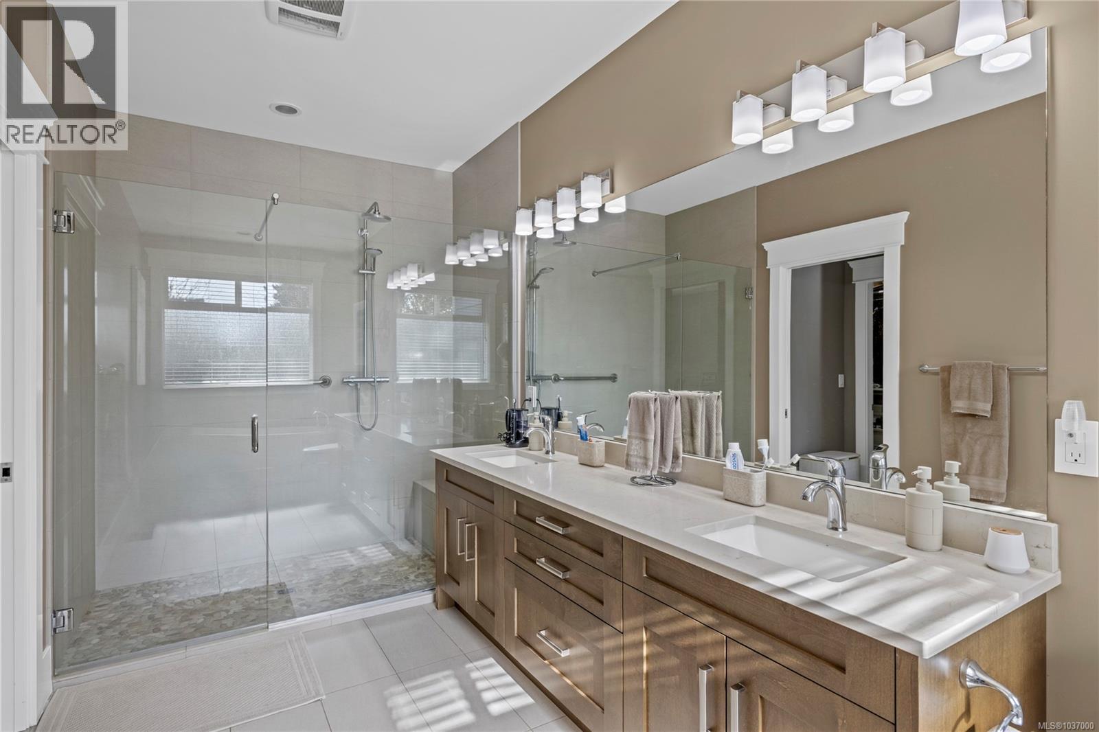 651 Eaglecrest Dr, Qualicum Beach, British Columbia  V9K 1E4 - Photo 41 - 1037000