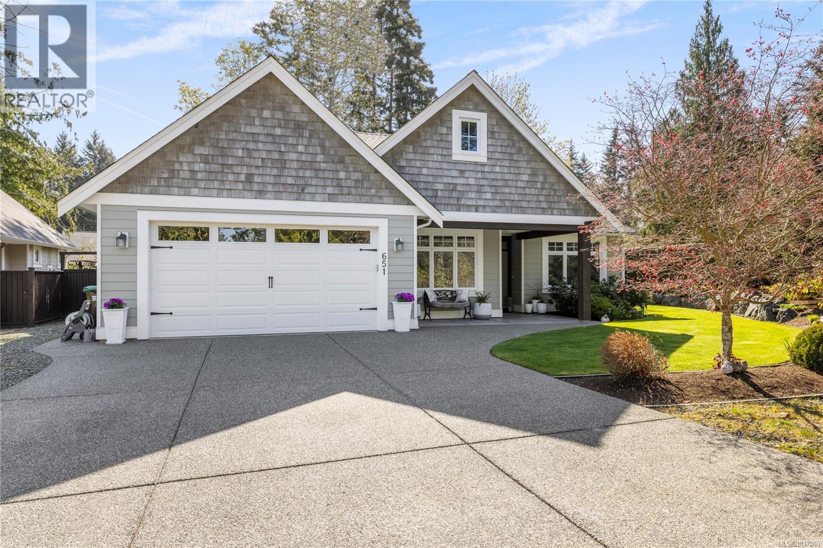 651 Eaglecrest Dr, Qualicum Beach, British Columbia  V9K 1E4 - Photo 48 - 1037000