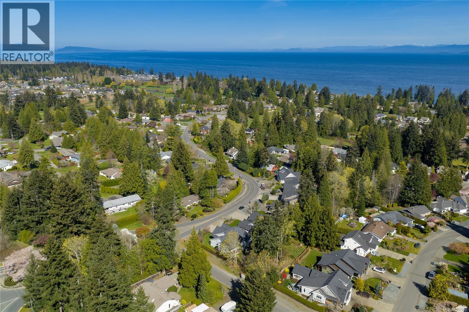 651 Eaglecrest Dr, Qualicum Beach, British Columbia  V9K 1E4 - Photo 66 - 1037000