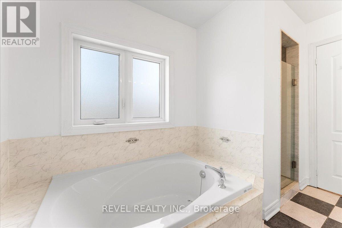30 Linderwood Drive, Toronto, Ontario  M1C 3P8 - Photo 23 - E13135366