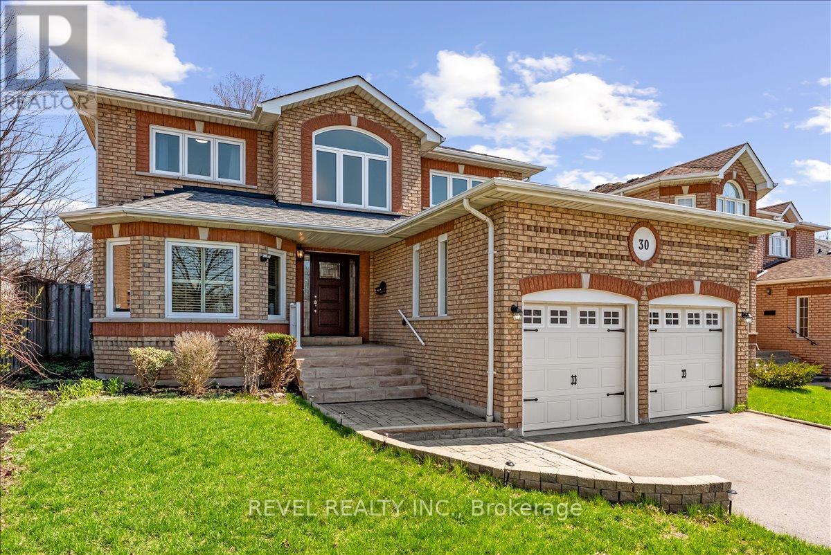 30 Linderwood Drive, Toronto, Ontario  M1C 3P8 - Photo 3 - E13135366