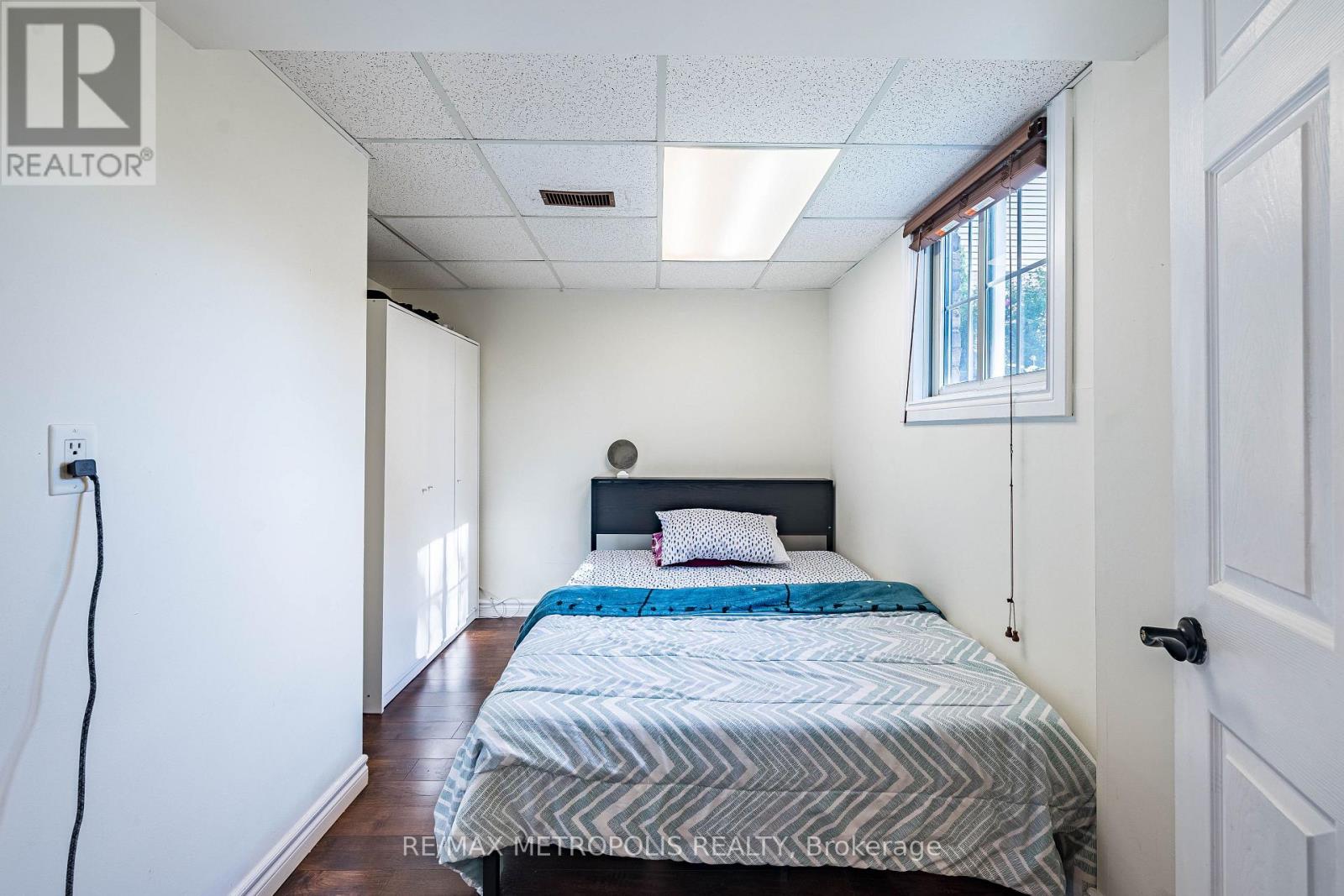 Bsmt - 22 Mayflower Street, Whitby, Ontario  L1N 8A9 - Photo 10 - E13135380