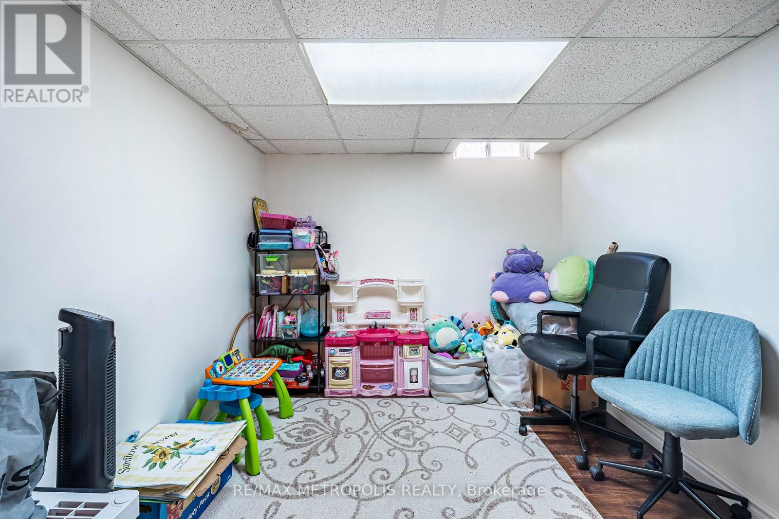 Bsmt - 22 Mayflower Street, Whitby, Ontario  L1N 8A9 - Photo 14 - E13135380