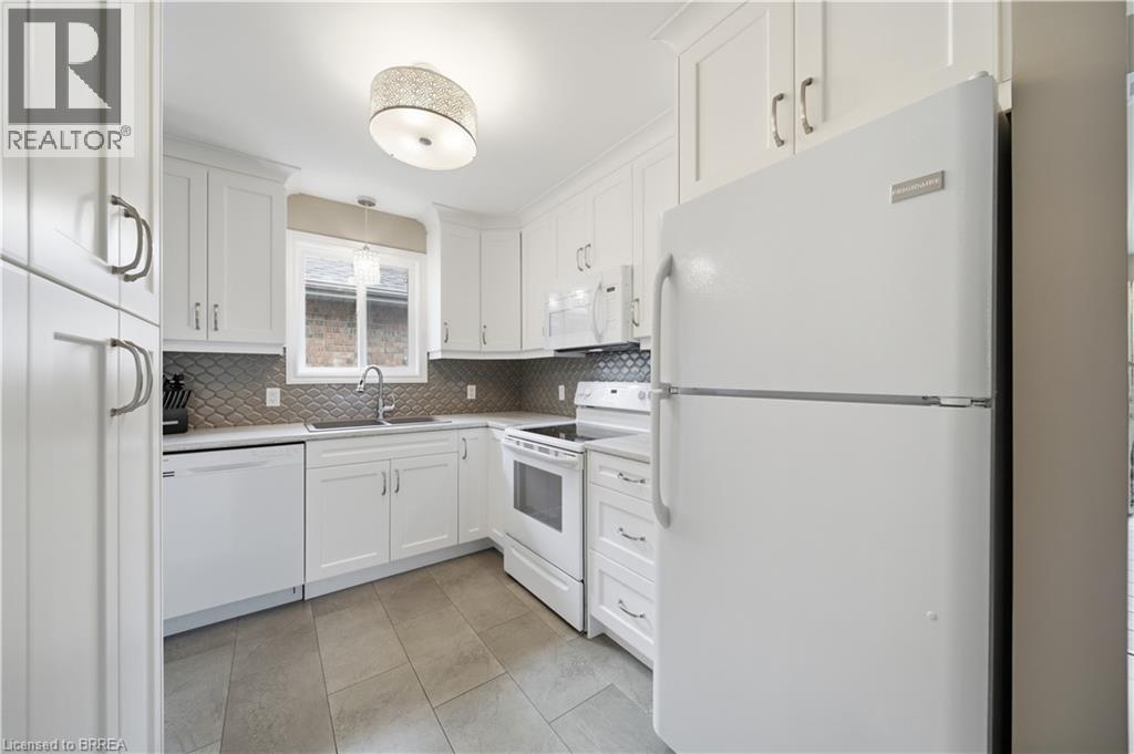 38 Cardinal Drive, Woodstock, Ontario  N4T 1S9 - Photo 11 - 40829797