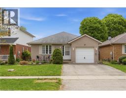 38 CARDINAL Drive, Woodstock, Ontario