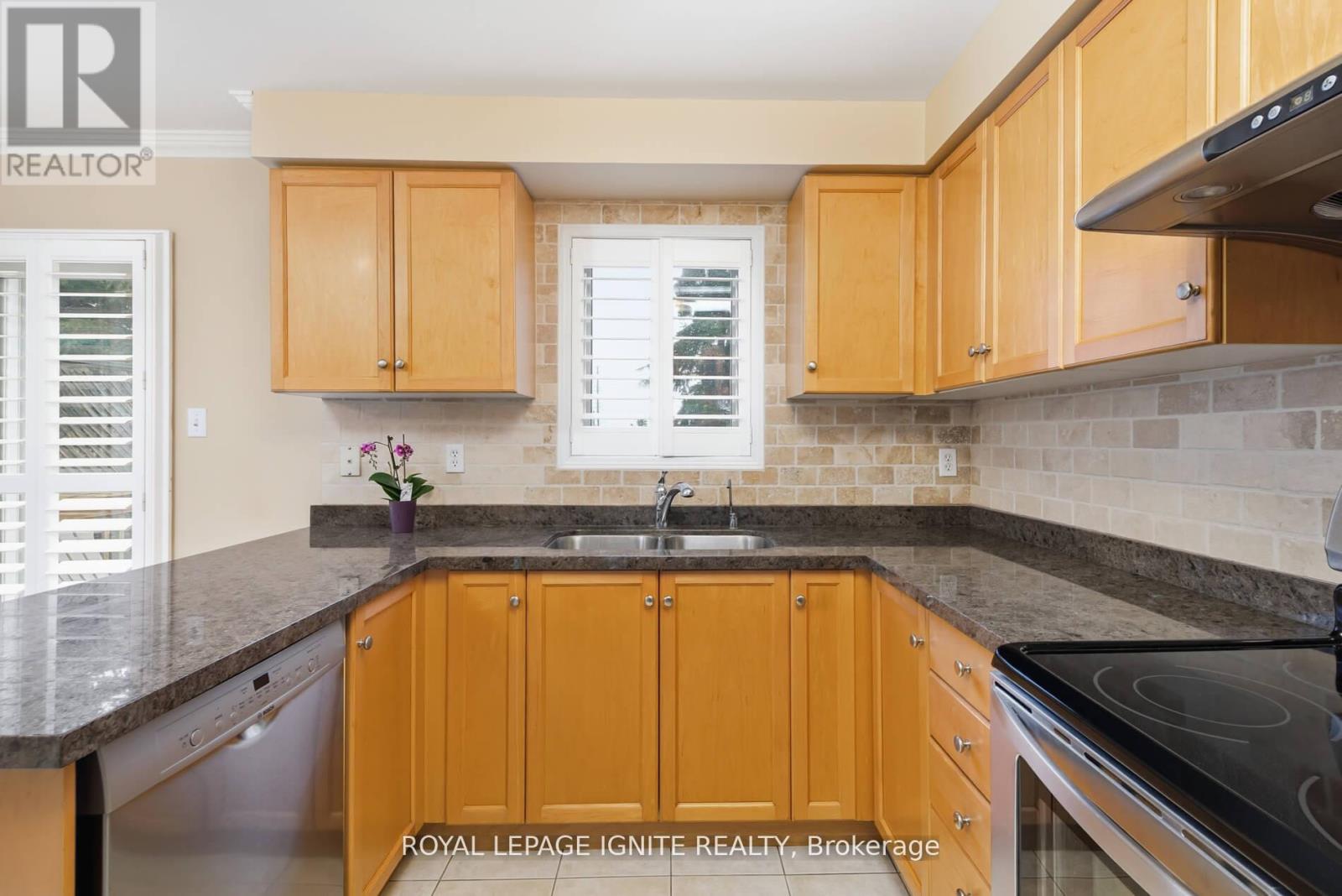 37 - 19 Foxchase Avenue, Vaughan, Ontario  L4L 9N1 - Photo 16 - N13135240