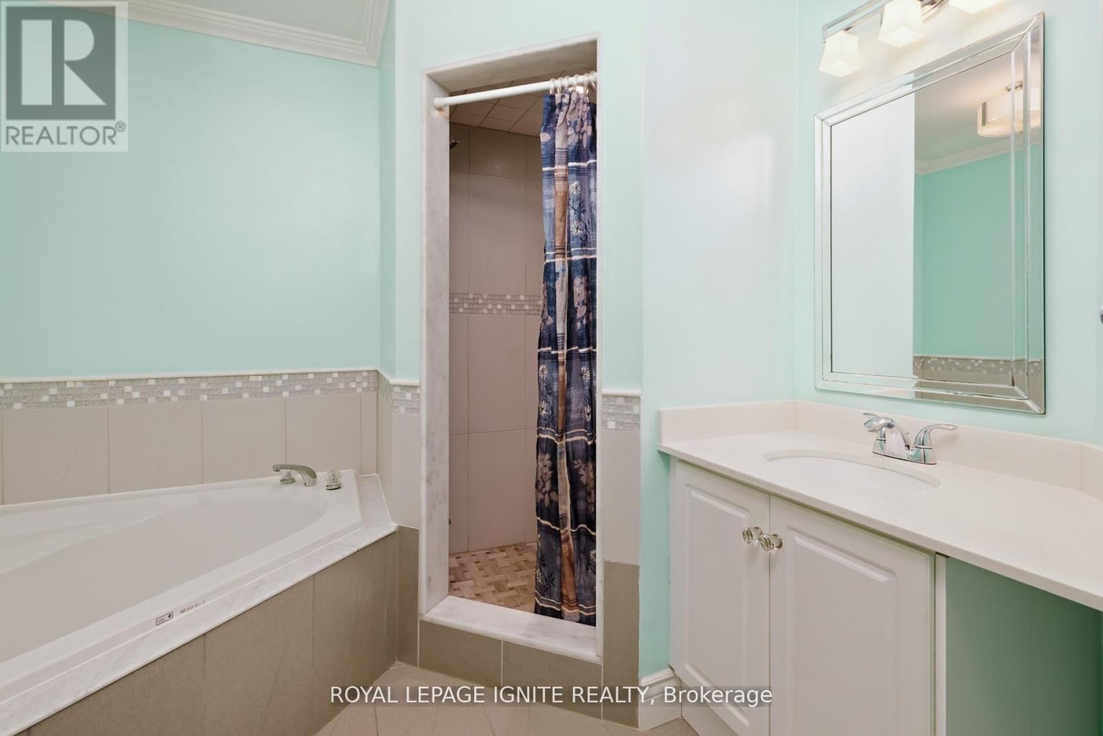 37 - 19 Foxchase Avenue, Vaughan, Ontario  L4L 9N1 - Photo 24 - N13135240