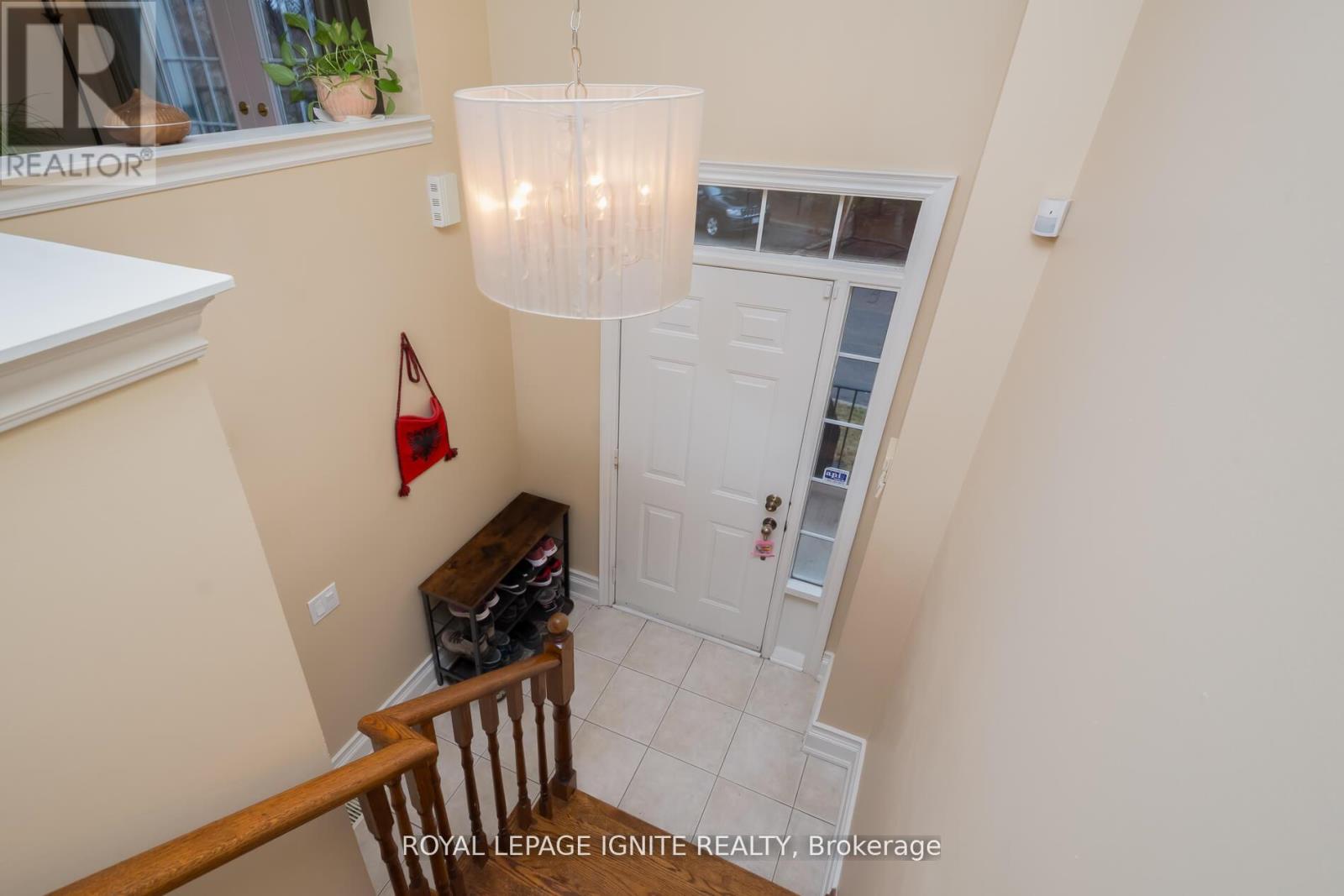 37 - 19 Foxchase Avenue, Vaughan, Ontario  L4L 9N1 - Photo 5 - N13135240
