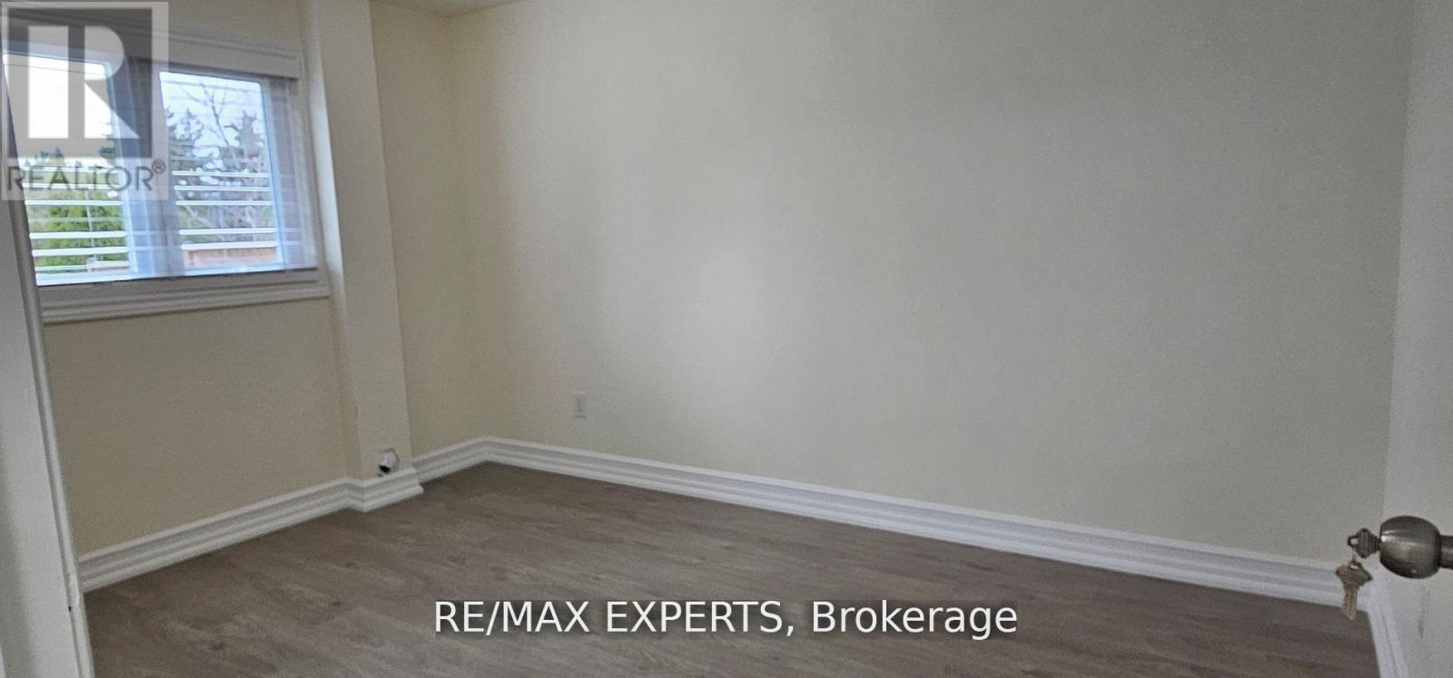 Bsmt - 221 Matthew Drive, Vaughan, Ontario  L4L 9B1 - Photo 10 - N13135470