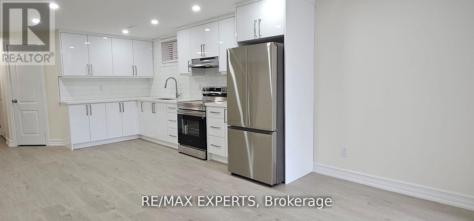 Bsmt - 221 Matthew Drive, Vaughan, Ontario  L4L 9B1 - Photo 6 - N13135470