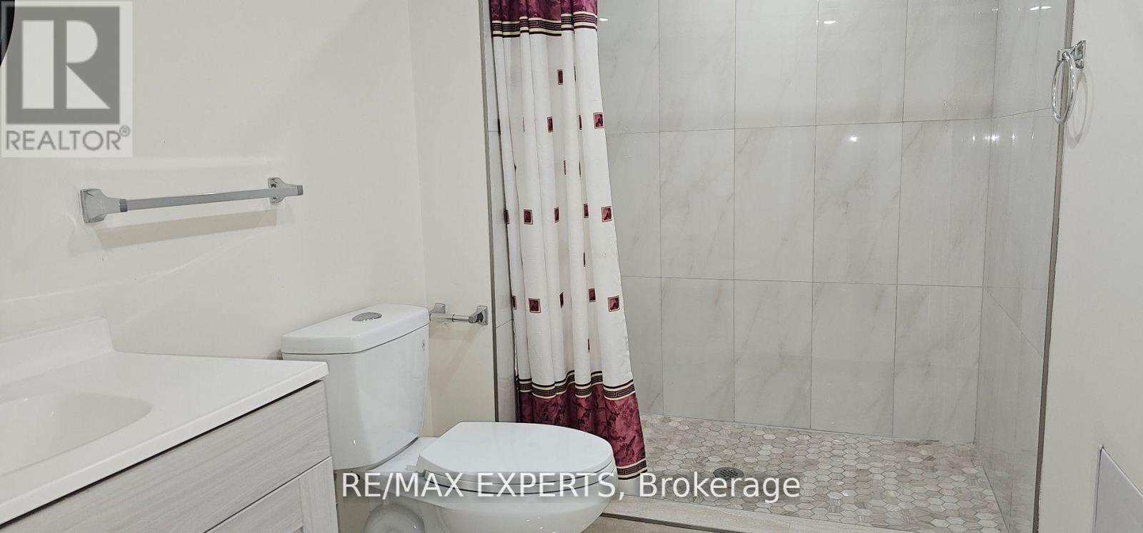 221 Matthew Drive, Vaughan, Ontario  L4L 9B1 - Photo 28 - N13135482