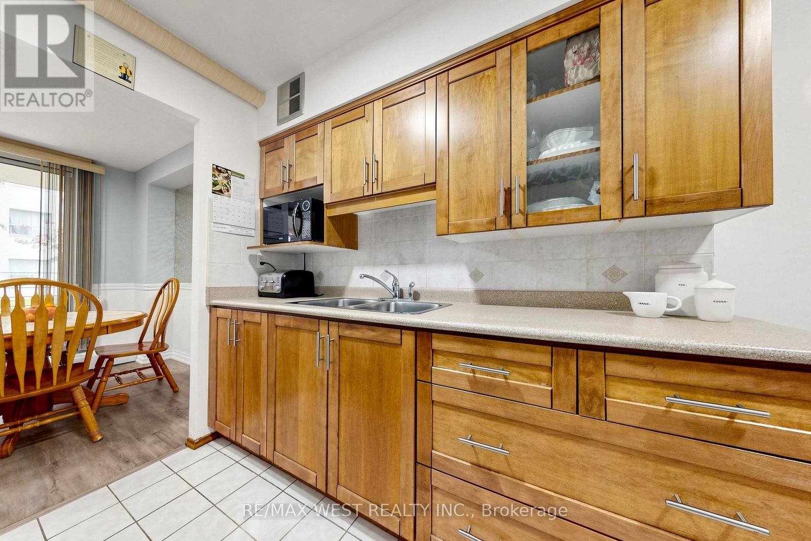 104 - 180 Dudley Avenue, Markham, Ontario  L3T 4X2 - Photo 9 - N13114084