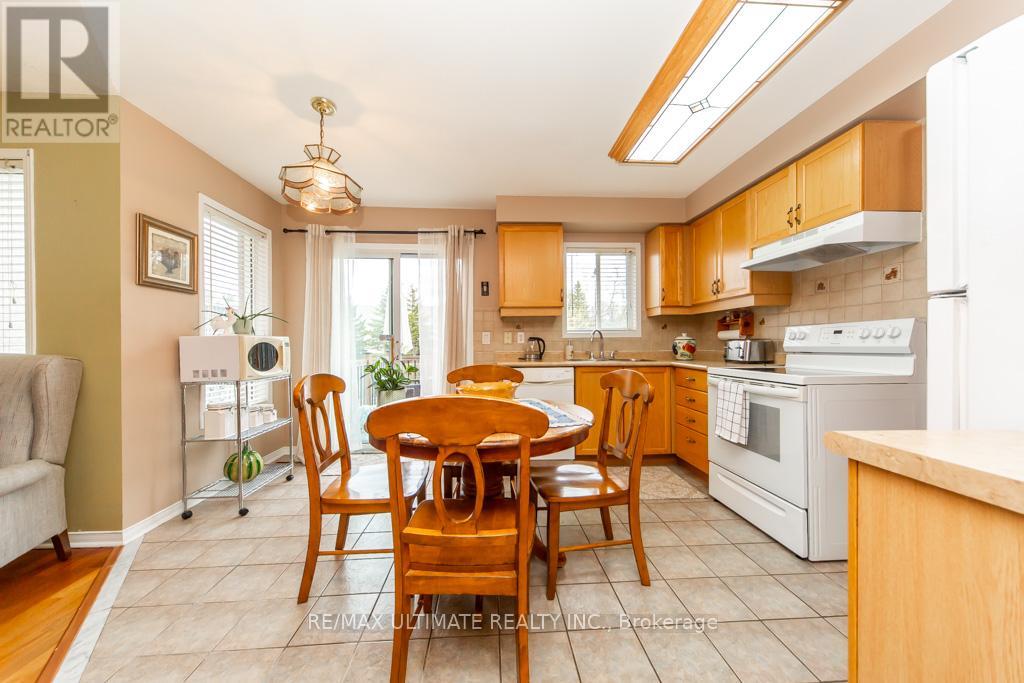 5 Twiss Drive, Barrie (Holly), Ontario  L4N 8P3 - Photo 17 - S13135180