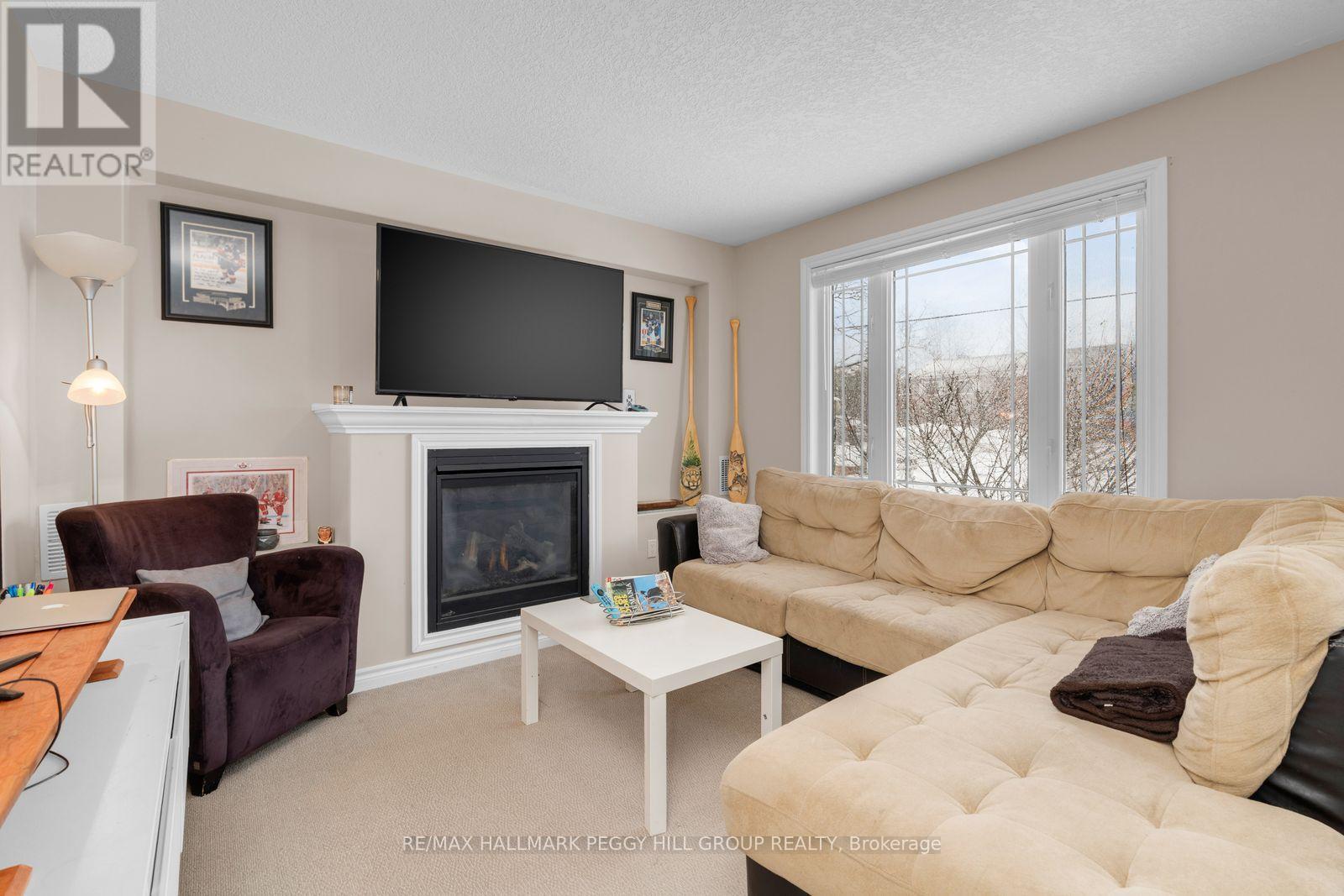 25 Bay Street, Tay (Victoria Harbour), Ontario  L0K 2A0 - Photo 13 - S13135438