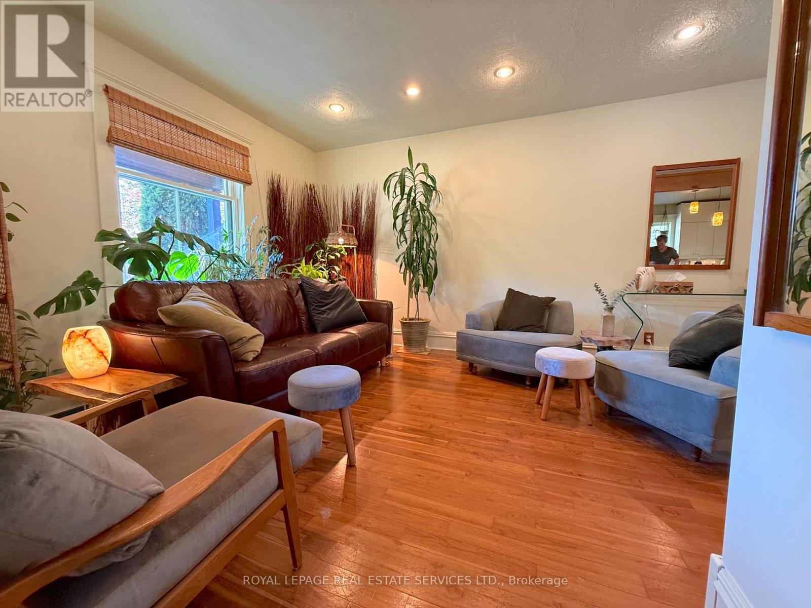14 Duke Street, Stratford, Ontario  N5A 6C1 - Photo 3 - X13134954