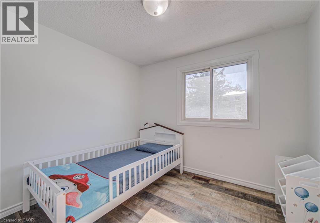 277 Pioneer Drive, Kitchener, Ontario  N2P 1M9 - Photo 21 - 40830541