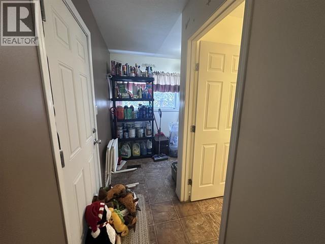 5228 42 Street, Fort Nelson, British Columbia  V0C 1R0 - Photo 12 - R3124132