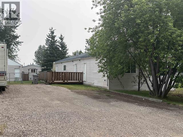 5228 42 Street, Fort Nelson, British Columbia  V0C 1R0 - Photo 1 - R3124132