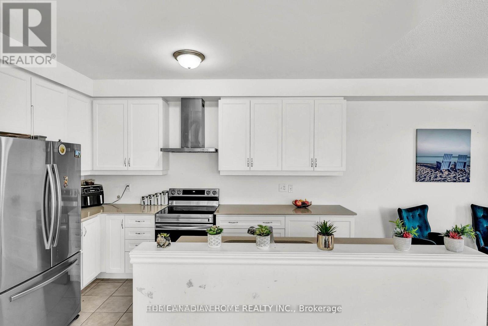 31 Bushwood Tr Trail, Brampton, Ontario  L7A 5J7 - Photo 4 - W13135344