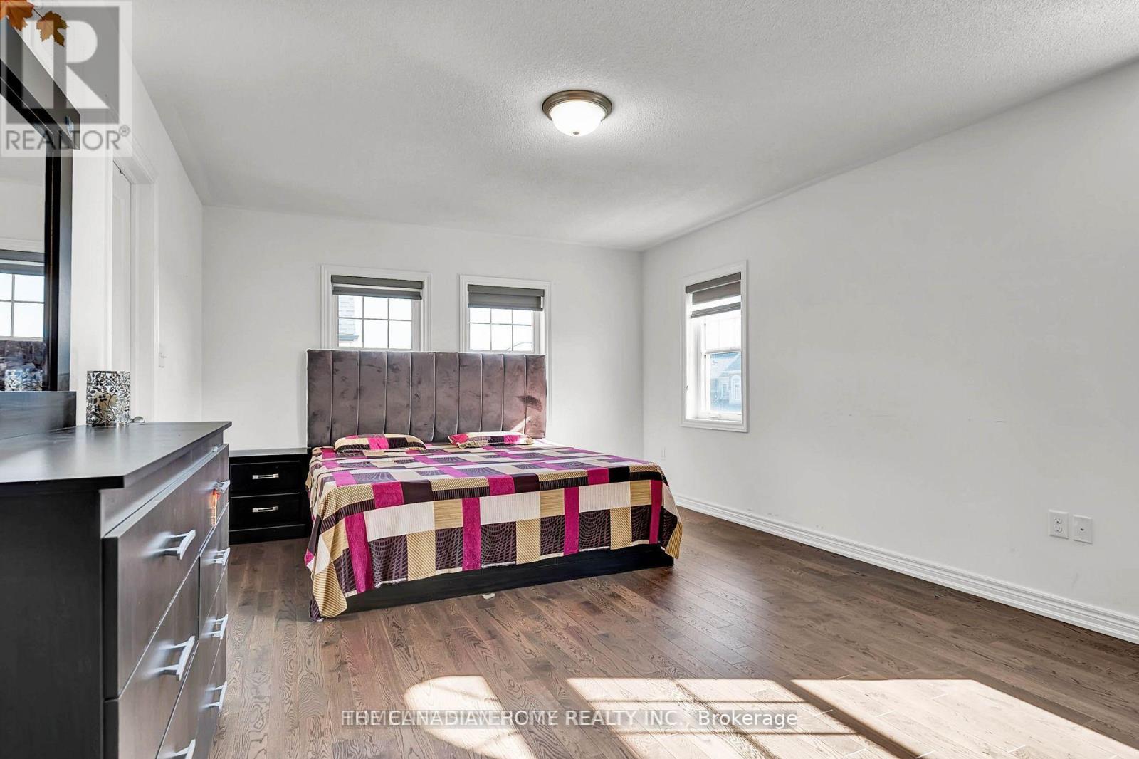 31 Bushwood Tr Trail, Brampton, Ontario  L7A 5J7 - Photo 5 - W13135344