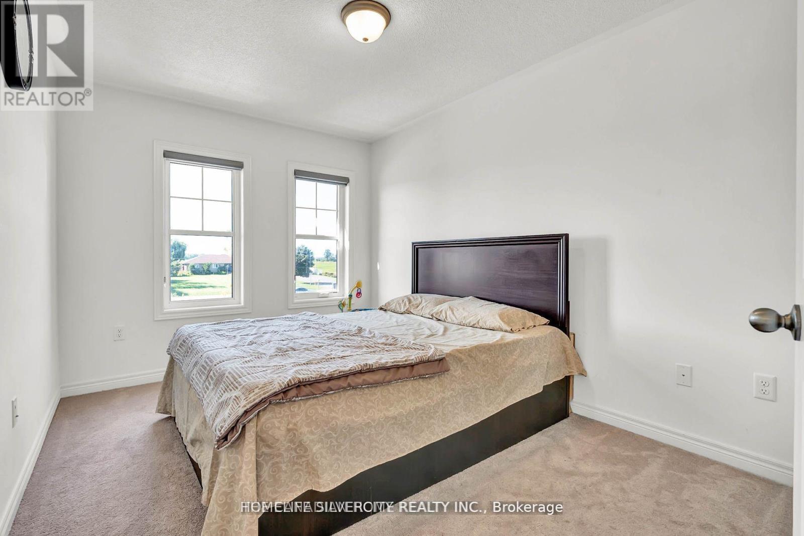 31 Bushwood Tr Trail, Brampton, Ontario  L7A 5J7 - Photo 6 - W13135344