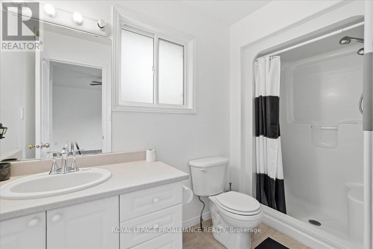 17 Spruce Gardens, Belleville, Ontario  K8N 5W3 - Photo 25 - X13135588
