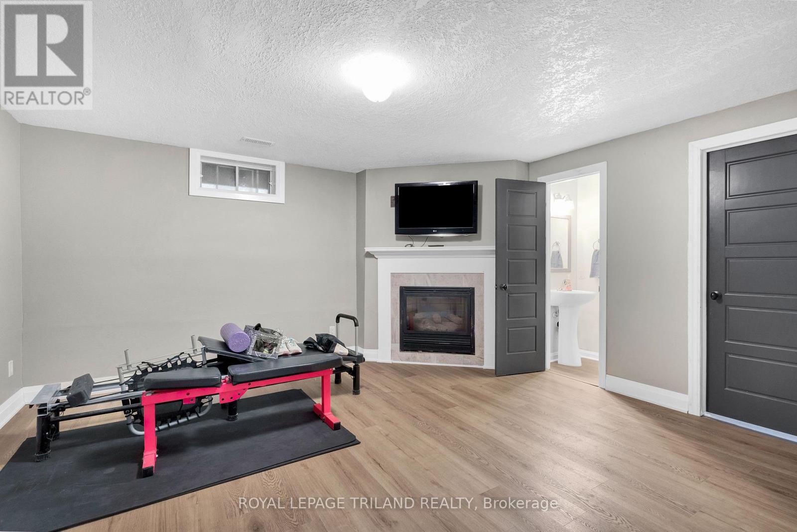 B - 129 Symes Street N, Southwest Middlesex, Ontario  N0L 1M0 - Photo 29 - X13135684
