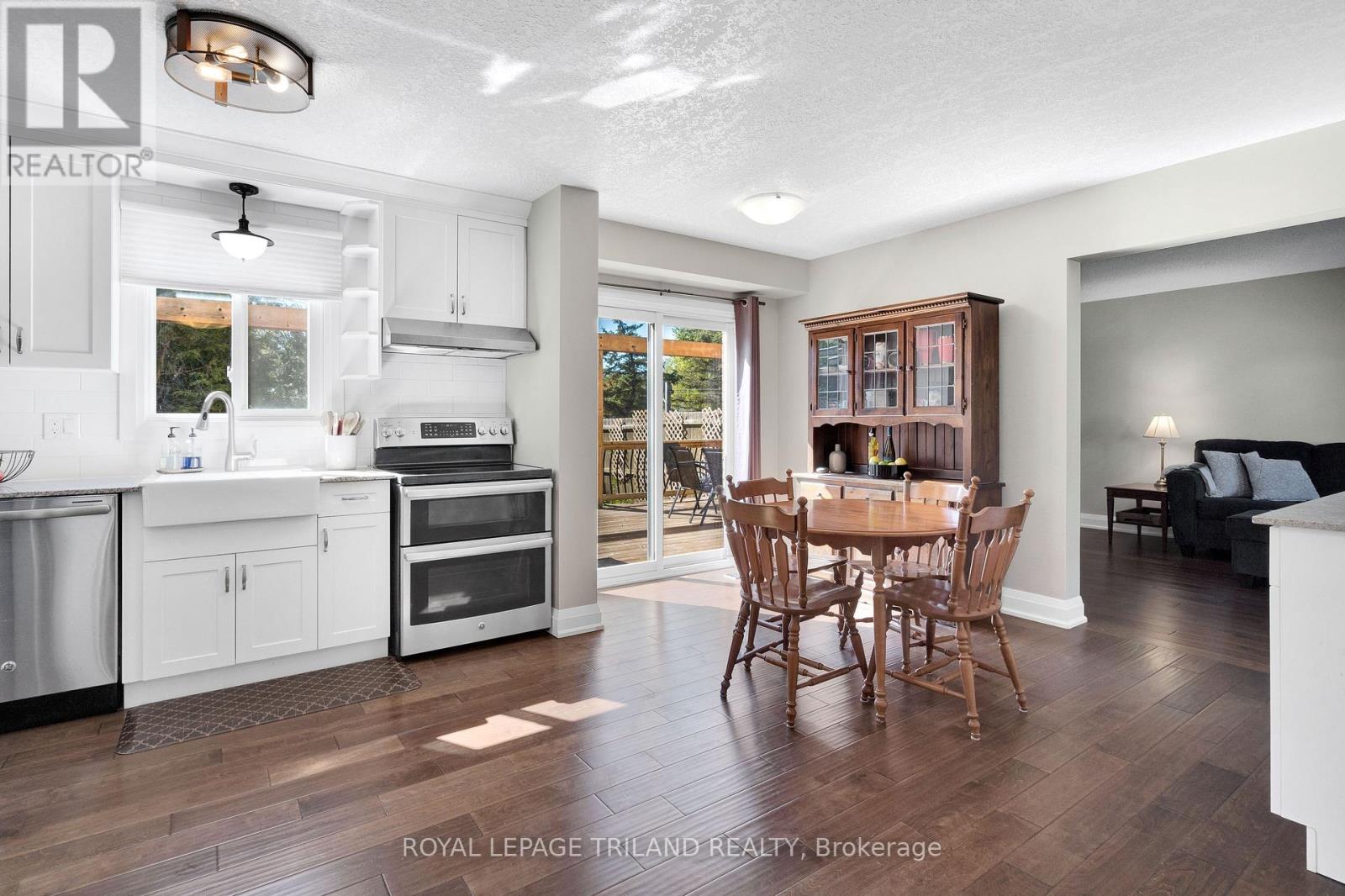B - 129 Symes Street N, Southwest Middlesex, Ontario  N0L 1M0 - Photo 6 - X13135684