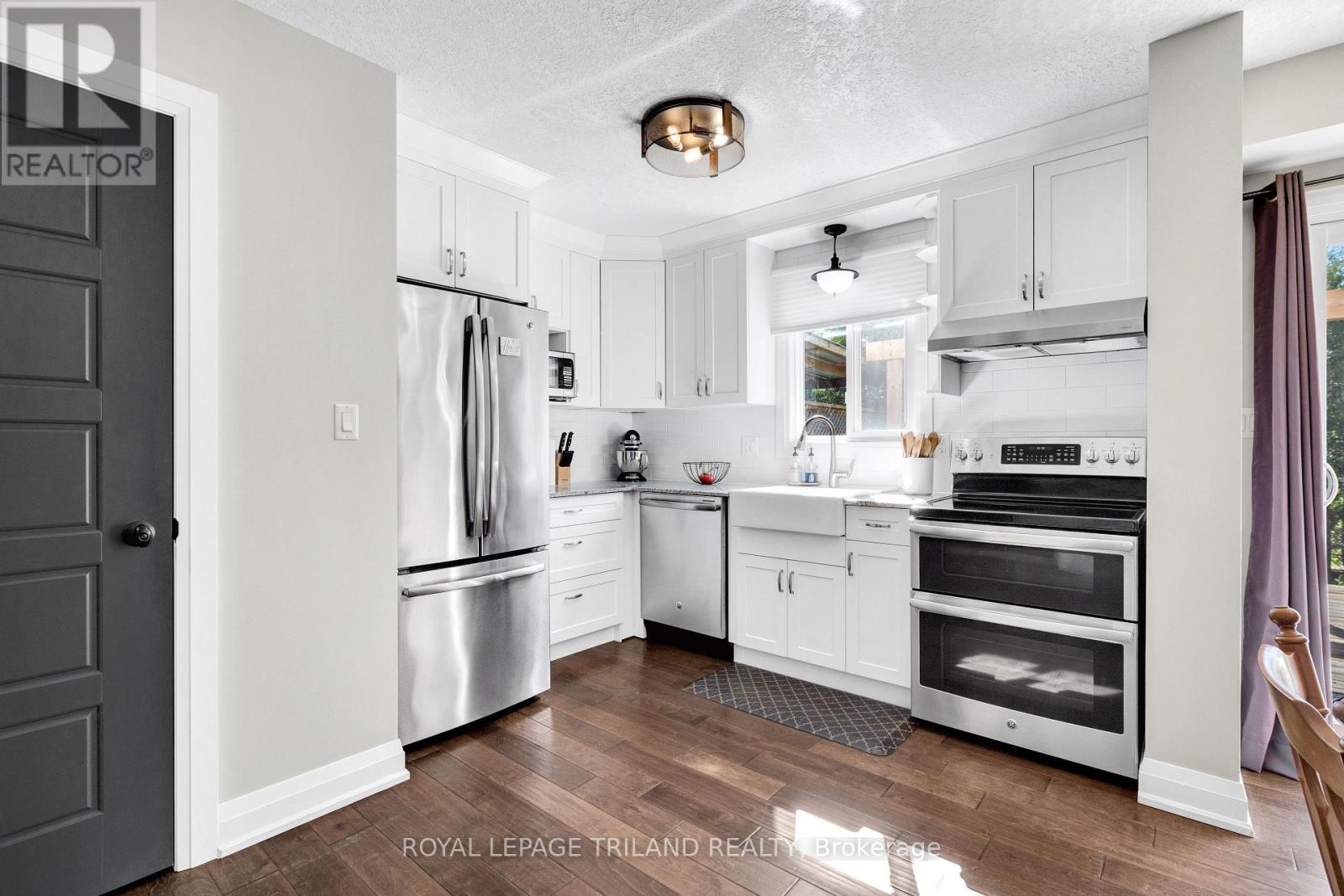 B - 129 Symes Street N, Southwest Middlesex, Ontario  N0L 1M0 - Photo 8 - X13135684