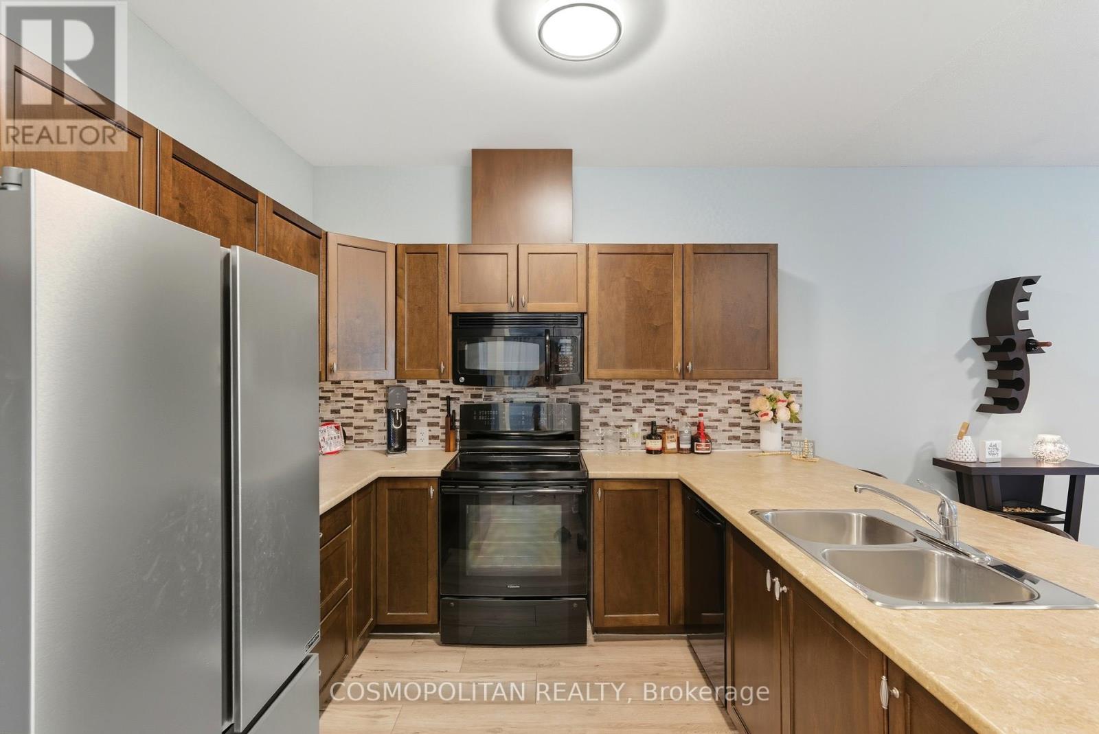 204 - 2799 St. Paul Avenue, Niagara Falls, Ontario  L2J 2L3 - Photo 5 - X12923908