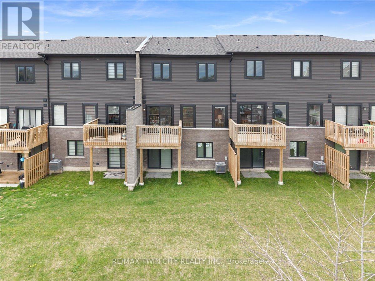 43 - 155 Equestrian Way, Cambridge, Ontario  N3E 0E8 - Photo 50 - X13135280