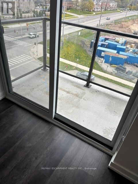 527 - 10 Mallard Trail, Hamilton (Waterdown), Ontario  L8B 2A7 - Photo 12 - X13135286